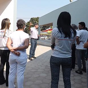 Convívio recebe doadores para visita ao Instituto do Câncer