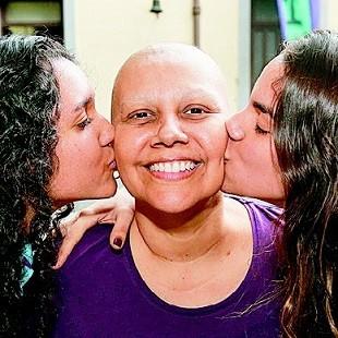 Alunos fazem campanha para pagar tratamento de câncer de professora