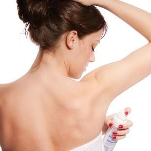 Desodorante antitranspirante pode causar câncer de mama?