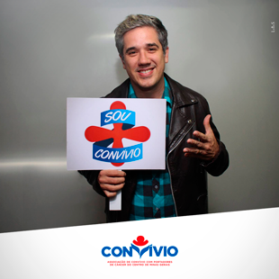 Rogério Flausino da Banda Jota Quest apoia o Instituto do Câncer